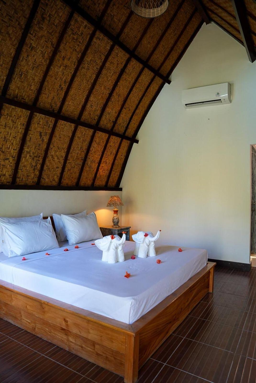 Capacabana Gili Apartment Gili Air Exterior photo