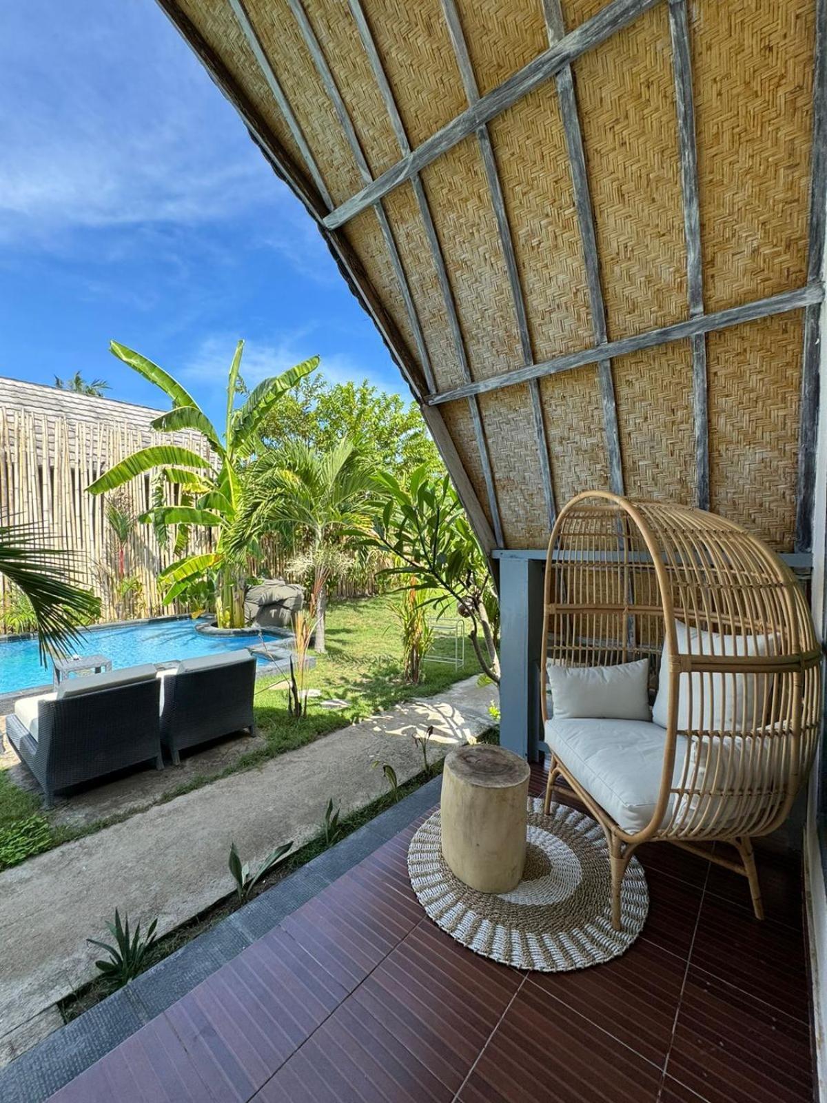 Capacabana Gili Apartment Gili Air Exterior photo